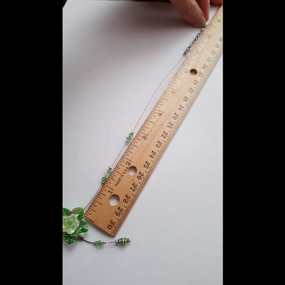 Flower bead necklace - Picture 11 of 12